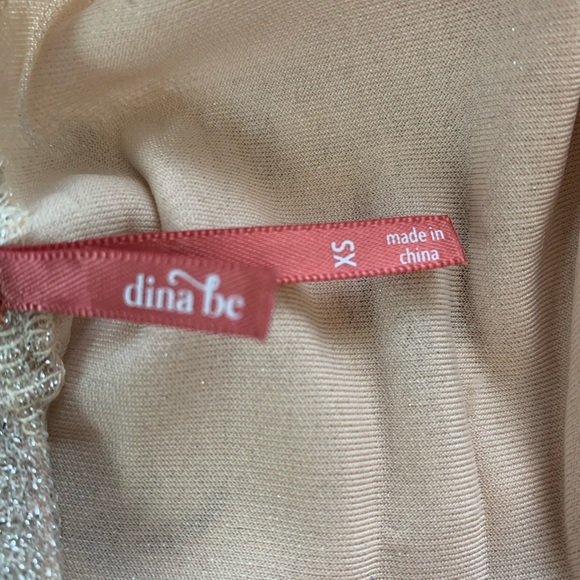 Glittery gold cropped tank top - Picture 3 of 3